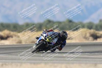 media/Nov-01-2025-CVMA (Sat) [[fc0f7531b8]]/Race 11-Amateur Supersport Open/